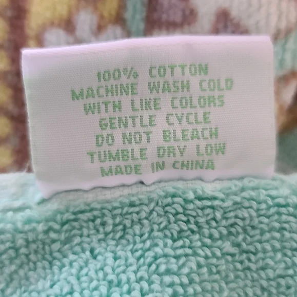 Rare Retired Lemon Parfait Vera Bradley Beach Towel 66"L x 33"W Geat Condition - Picture 3 of 3